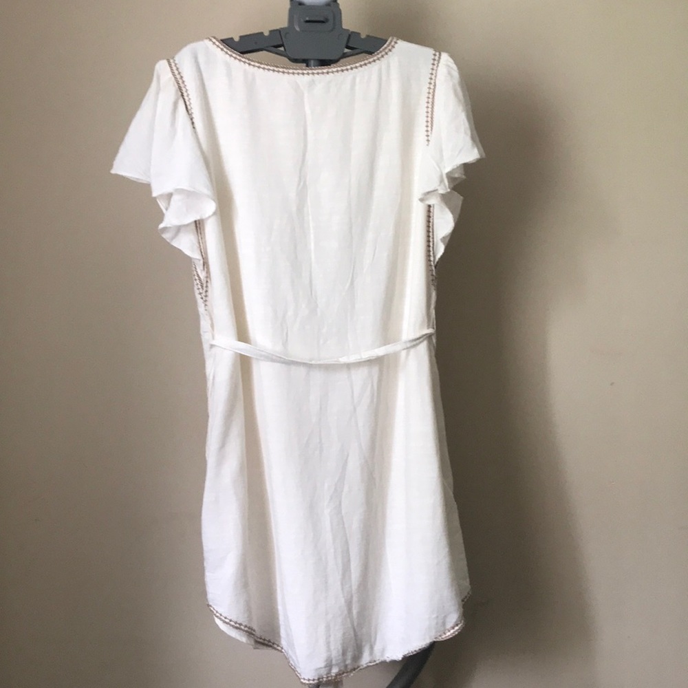 Dress - Picture 2 of 5